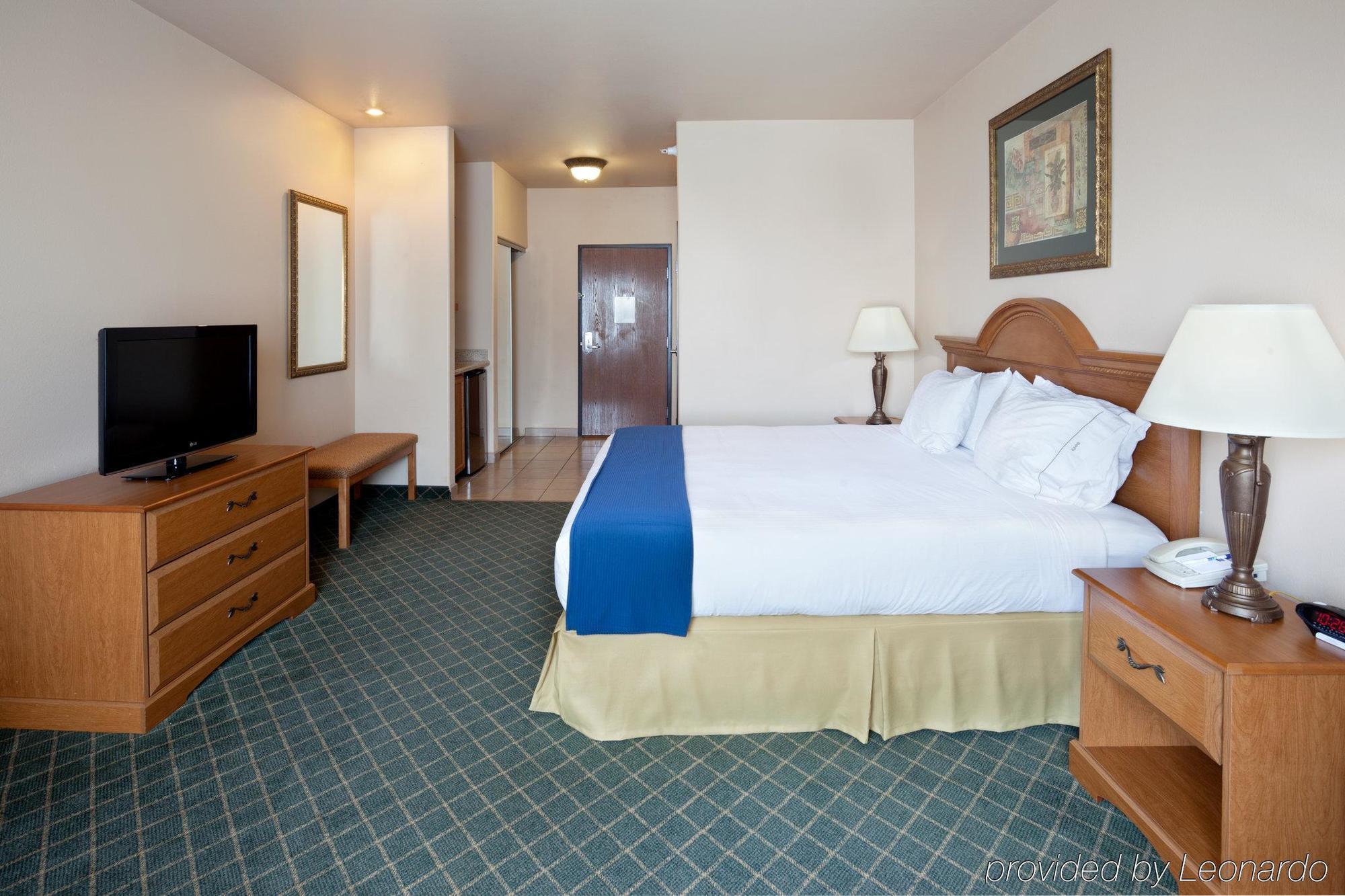 Holiday Inn Express Hotel And Suites Alice By Ihg Quarto foto