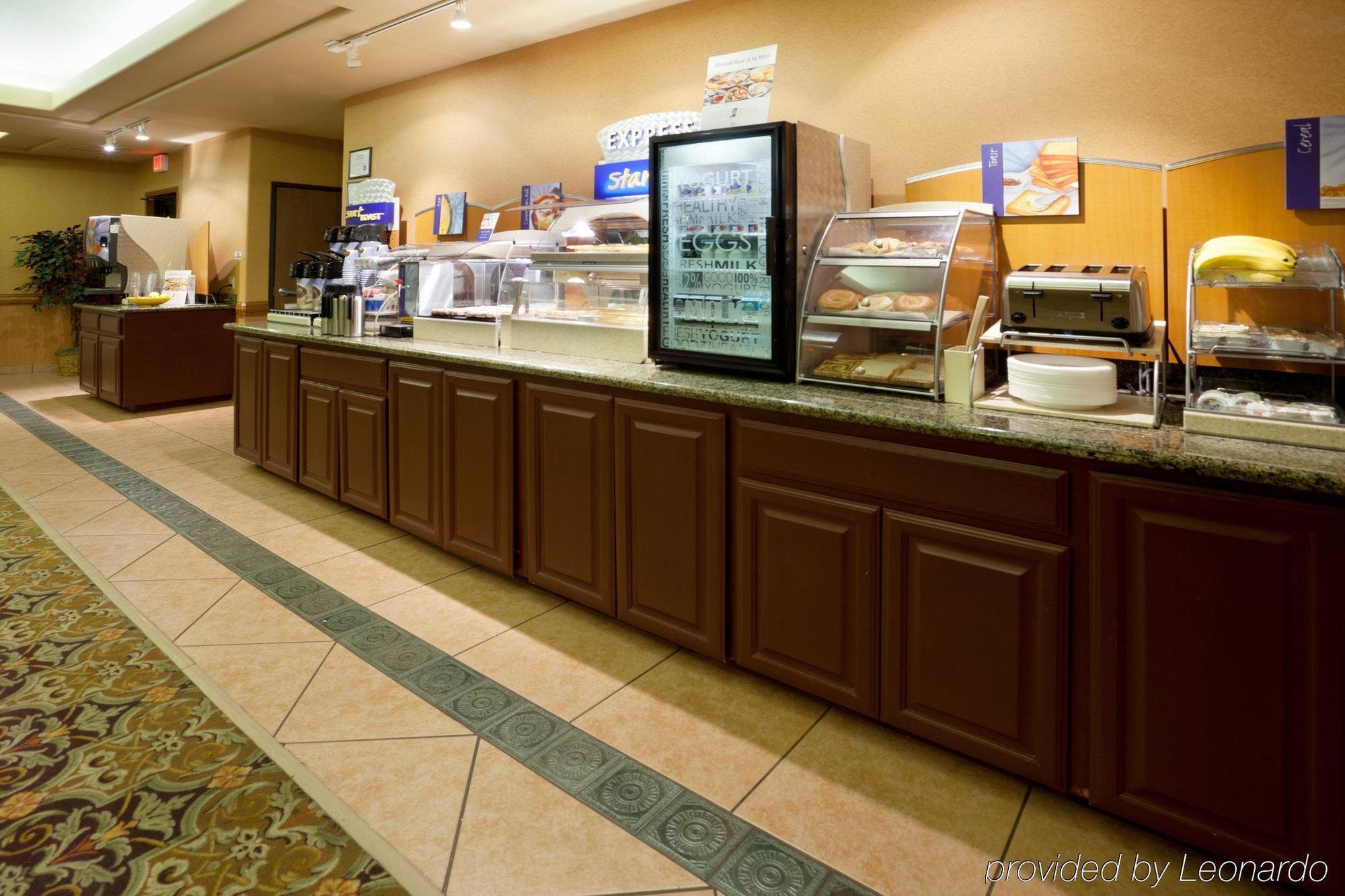 Holiday Inn Express Hotel And Suites Alice By Ihg Restaurante foto
