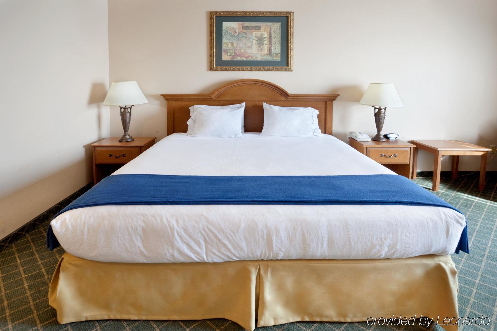 Holiday Inn Express Hotel And Suites Alice By Ihg Quarto foto