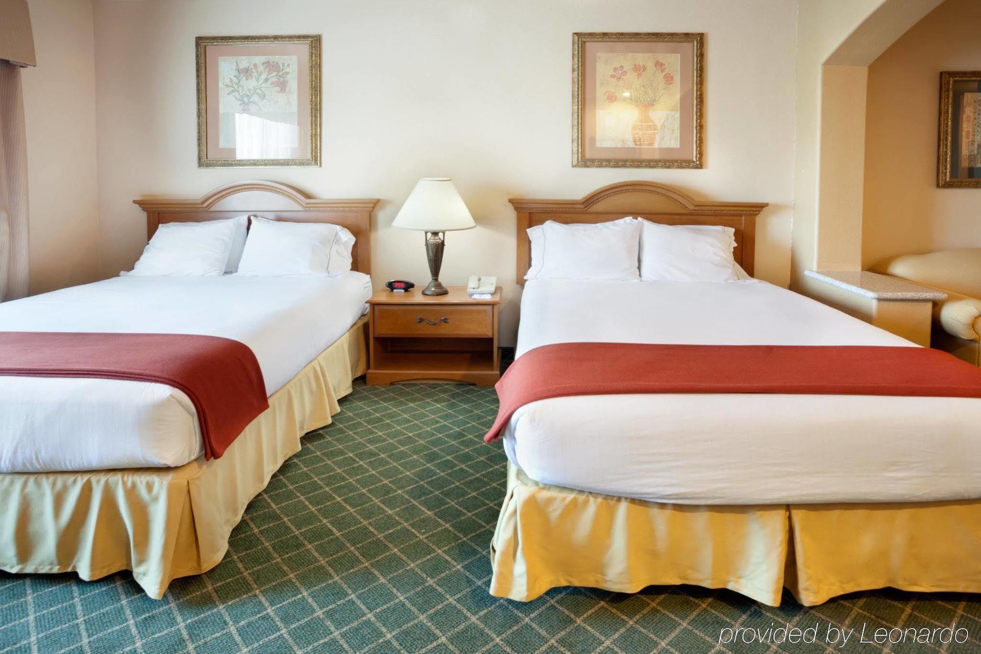 Holiday Inn Express Hotel And Suites Alice By Ihg Quarto foto