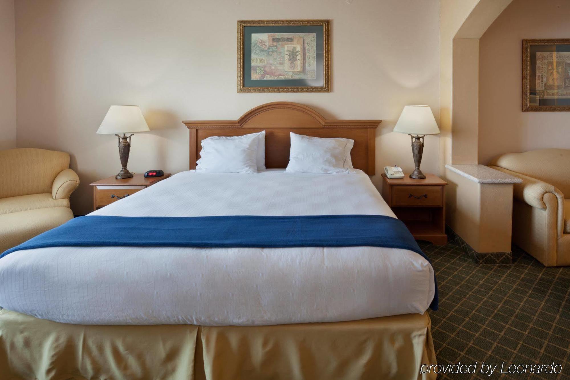 Holiday Inn Express Hotel And Suites Alice By Ihg Quarto foto